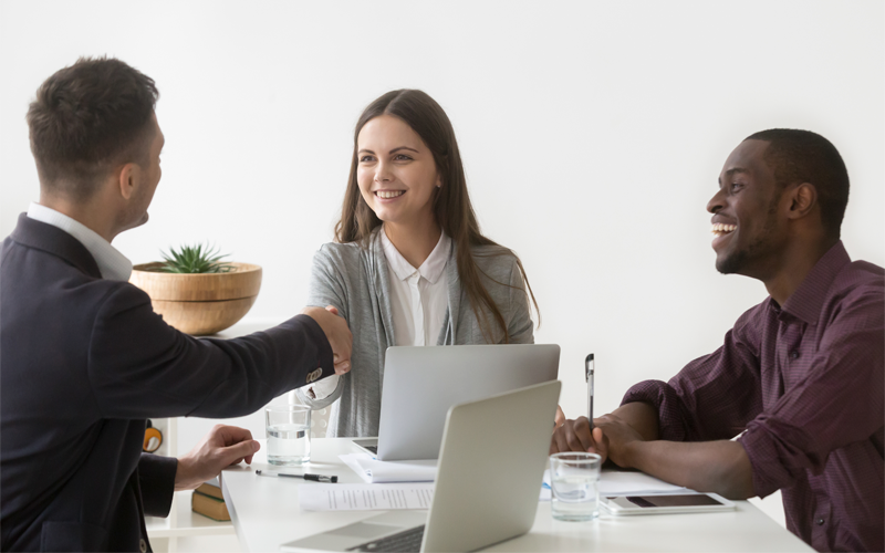 Tudo o que você precisa saber sobre Recrutamento Programático